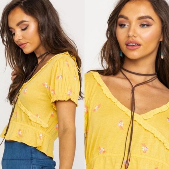 Nwt Free People Full Bloom Ruffle Top Yellow Linen Size Large New With Tags Crop - Picture 2 of 9